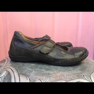 BORN Leather Shoes 7.5